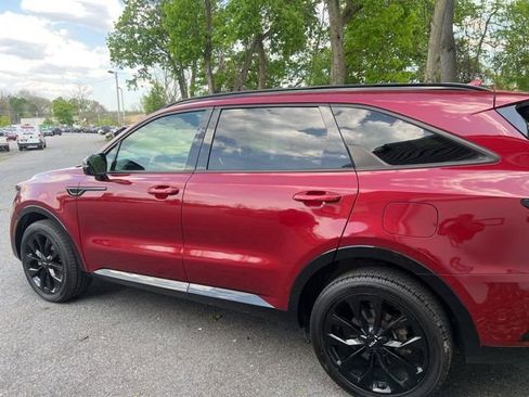 Used 2022 Kia Sorento SX AWD/4WD image 3