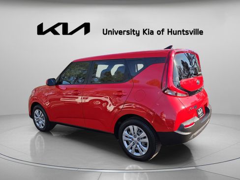 Used 2020 Kia Soul LX FWD image 5