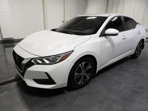 Used 2022 Nissan Sentra SV w/ Trunk Package FWD image 3