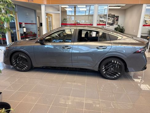 New 2026 Nissan Sentra SR w/ SR Premium Package FWD image 6
