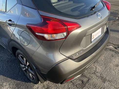 Used 2019 Nissan Kicks SR w/ SR Premium Package image 28