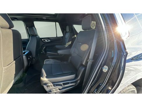 Used 2023 Chevrolet Tahoe Premier image 28