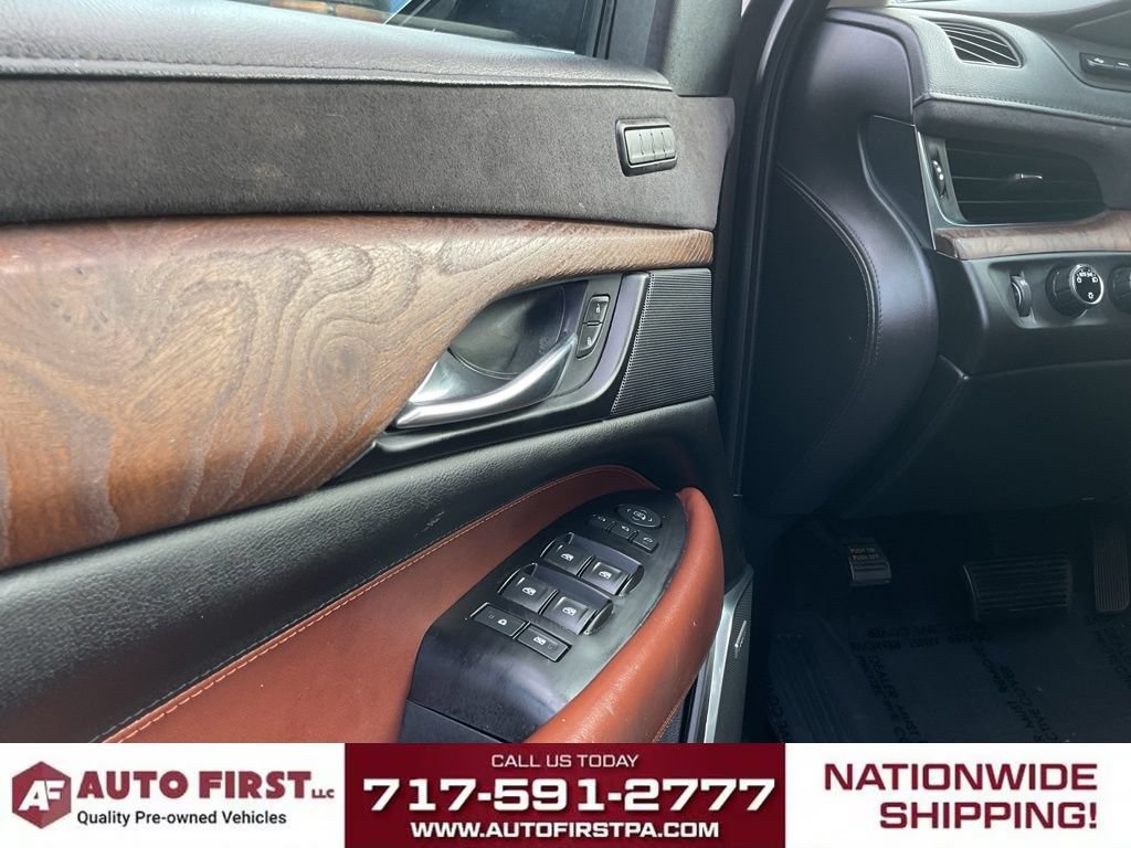 Used 2020 Cadillac Escalade ESV Luxury AWD/4WD image 5
