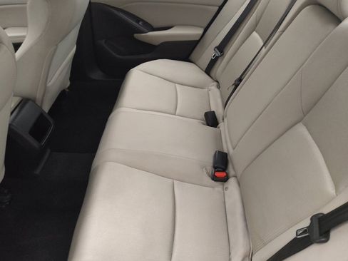 Used 2018 Honda Accord LX image 18