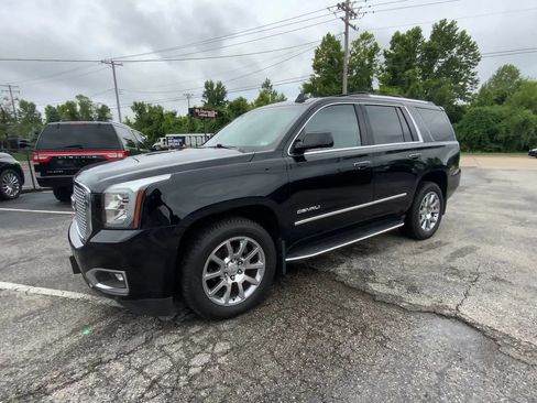 Used 2016 GMC Yukon Denali w/ Enhanced Security Package AWD/4WD image 4