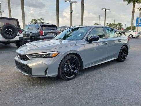 Certified 2025 Honda Civic Sport image 3