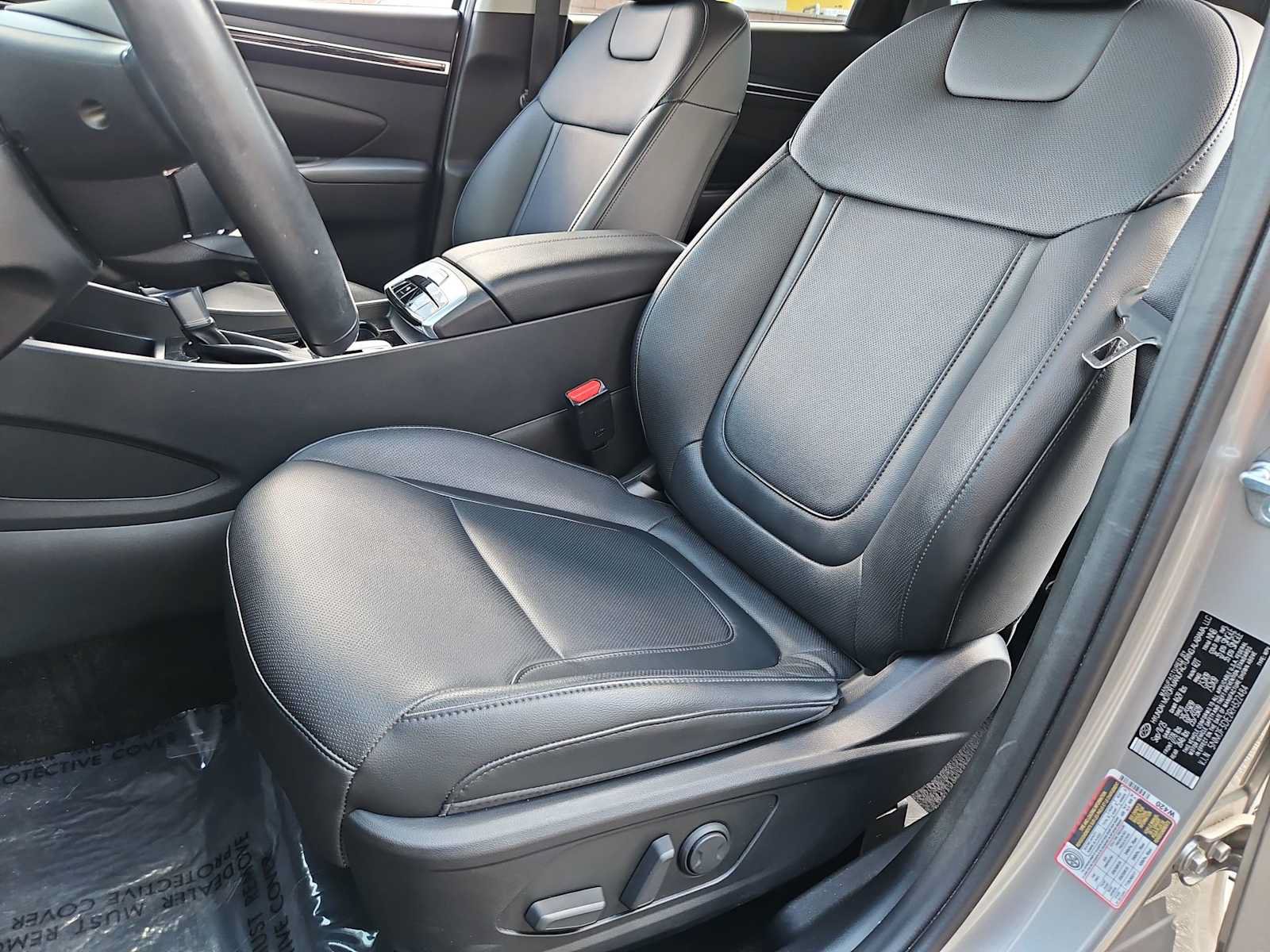 Certified 2024 Hyundai Tucson SEL w/ Convenience Package FWD image 16