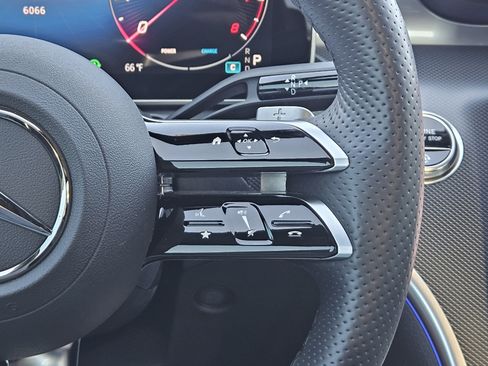 Used 2025 Mercedes-Benz C 300 Sedan image 28