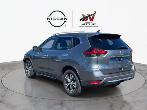 Used 2020 Nissan Rogue SV w/ Premium Package AWD/4WD image 6