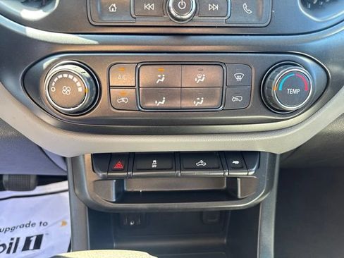 Used 2021 Chevrolet Colorado W/T w/ WT Convenience Package AWD/4WD image 17