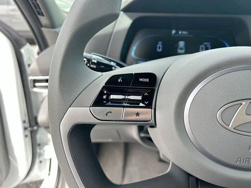 New 2026 Hyundai Elantra SE FWD image 29