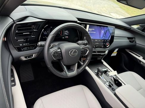 New 2026 Lexus RX 350 FWD image 3