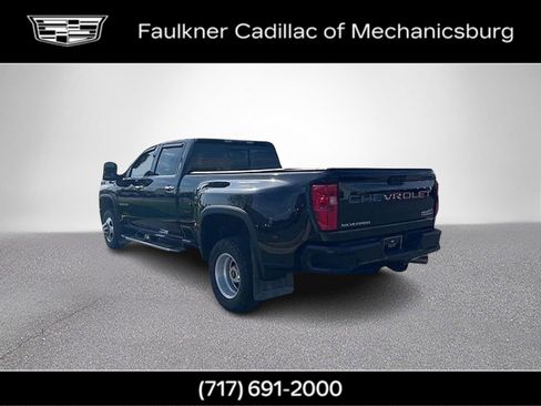 Used 2022 Chevrolet Silverado 3500 High Country w/ Safety Package II image 7