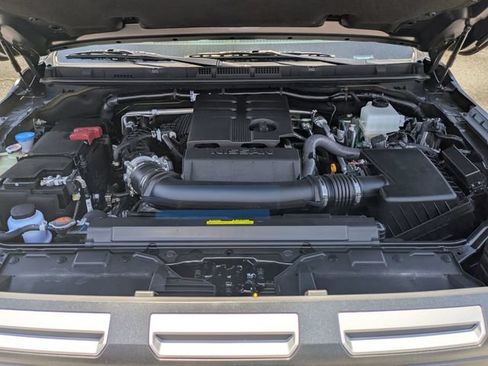 New 2026 Nissan Frontier Pro-X RWD image 12