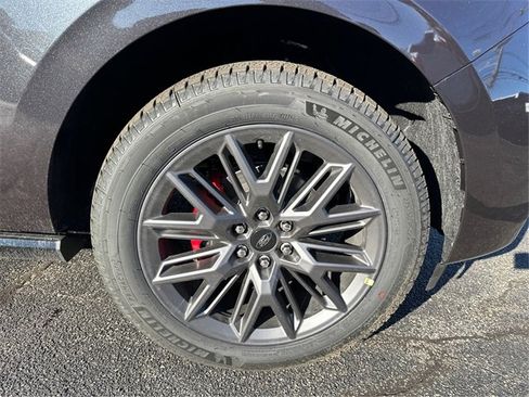 New 2025 Ford Expedition Max Platinum w/ Stealth Performance Package image 12