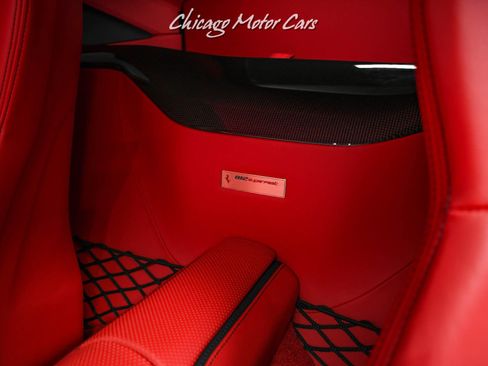 Used 2018 Ferrari 812 Superfast image 24