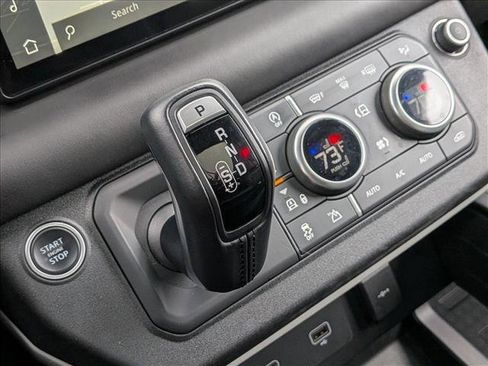 Used 2022 Land Rover Defender 110 X-Dynamic HSE image 12