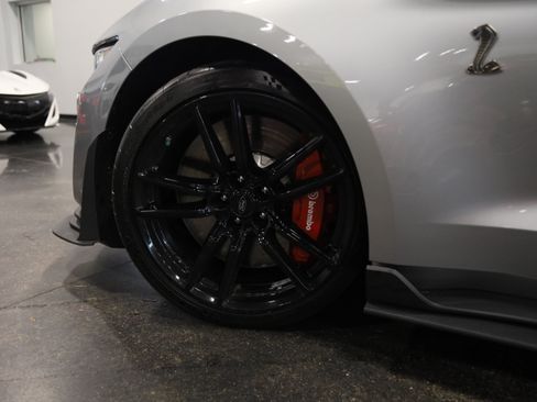 Used 2022 Ford Mustang Shelby GT500 w/ Technology Package RWD image 13