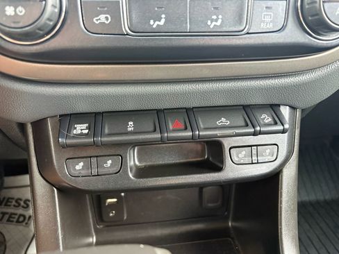 Used 2017 Chevrolet Colorado Z71 image 17