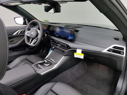New 2026 BMW M440i Convertible w/ Premium Package image 26