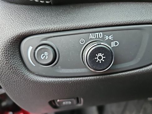 Used 2023 Chevrolet Blazer LT w/ Convenience Package image 12