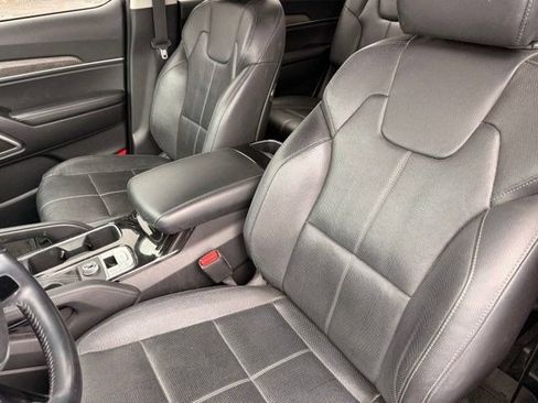 Used 2022 Kia Telluride EX w/ EX Premium Package FWD image 10