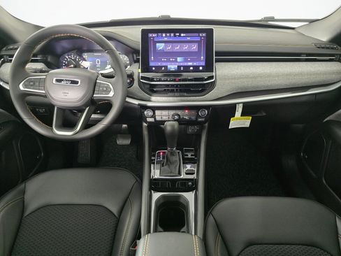 New 2026 Jeep Compass Latitude AWD/4WD image 20