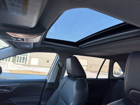 Certified 2025 Toyota RAV4 XLE Premium image 18