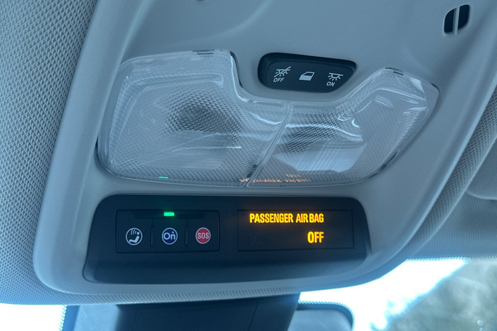 Used 2023 Chevrolet Bolt EUV Premier w/ Redline Edition FWD image 23