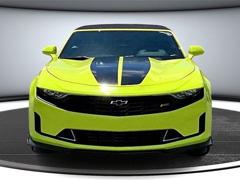 Used 2021 Chevrolet Camaro LT w/ RS Package image 2