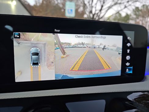 Used 2021 Mercedes-Benz A 220 4MATIC image 24