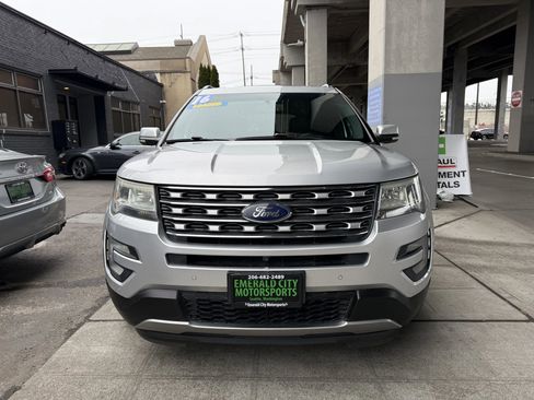 Used 2016 Ford Explorer Limited image 2