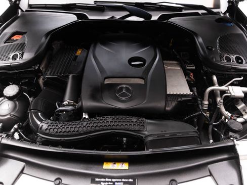 Used 2018 Mercedes-Benz E 300 4MATIC w/ Premium 1 Package image 6