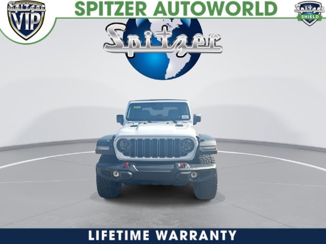 New 2026 Jeep Gladiator Rubicon w/ Steel Power Dome Hood Package AWD/4WD image 4