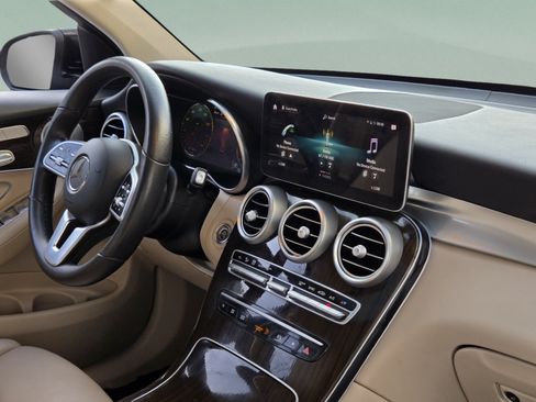 Used 2020 Mercedes-Benz GLC 300 4MATIC Coupe image 28