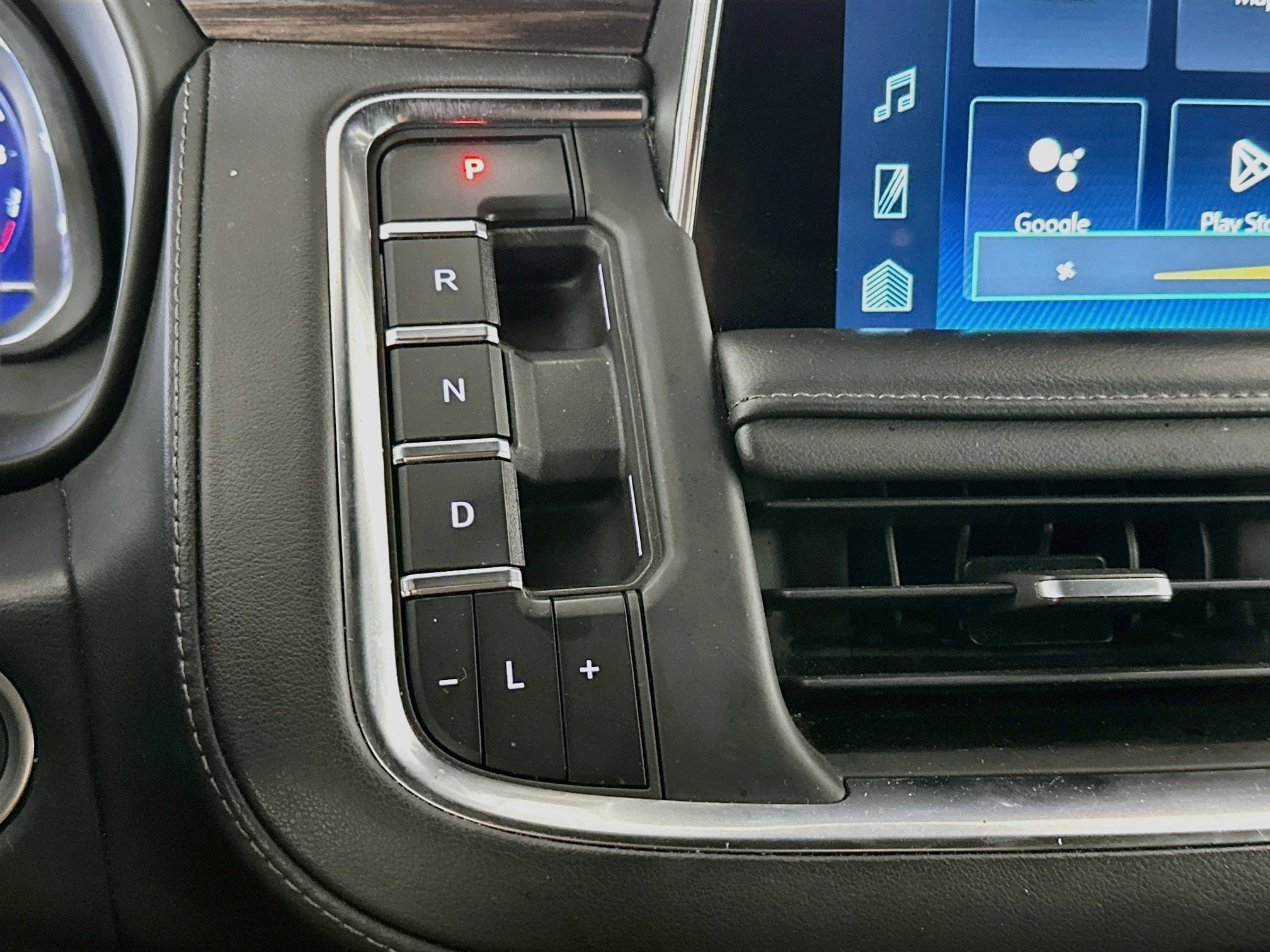 Used 2023 Chevrolet Tahoe LT w/ Luxury Package RWD image 25