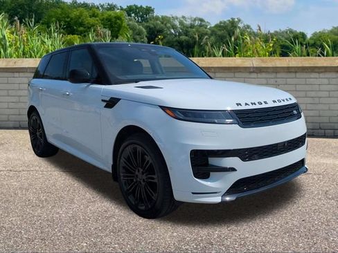 New 2027 Land Rover Range Rover Sport Dynamic SE AWD/4WD image 3