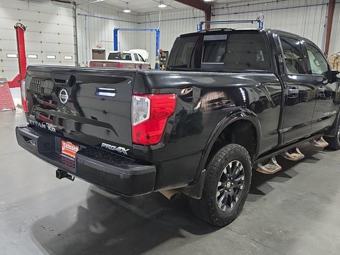 Used 2016 Nissan Titan PRO-4X image 5
