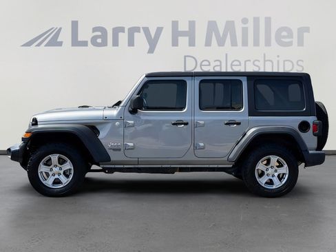 Used 2020 Jeep Wrangler Unlimited Sport S AWD/4WD image 2