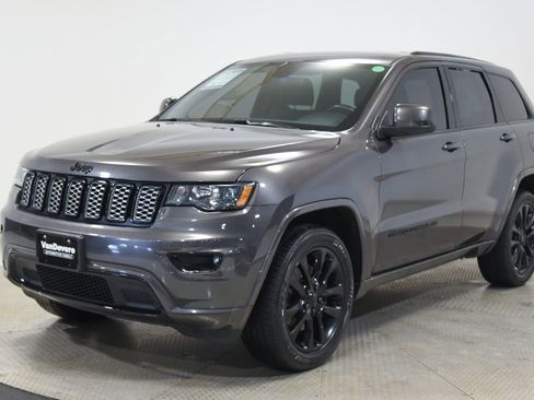 Used 2021 Jeep Grand Cherokee Laredo X image 6