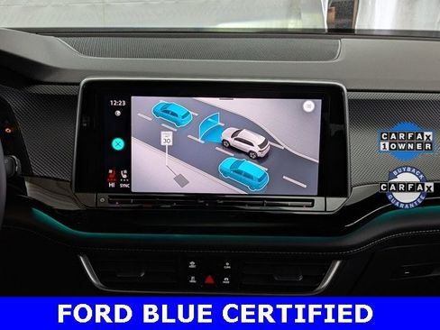 Used 2024 Volkswagen Atlas Cross Sport SEL R-Line image 35