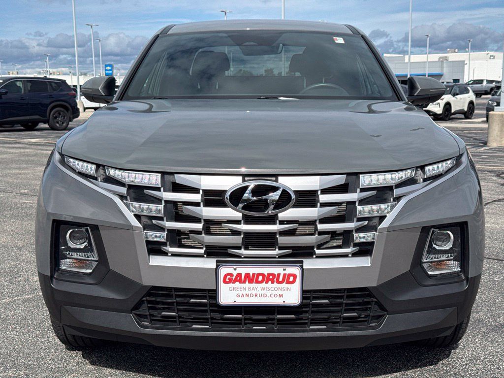 Used 2022 Hyundai Santa Cruz SEL AWD/4WD image 3