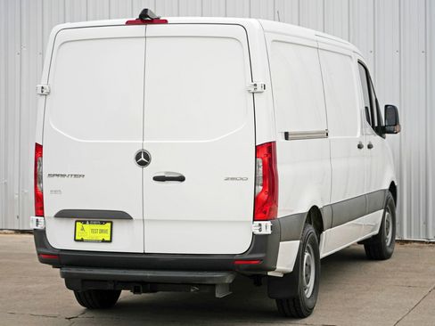 Used 2021 Mercedes-Benz Sprinter 2500 w/ Driver Convenience Package image 35
