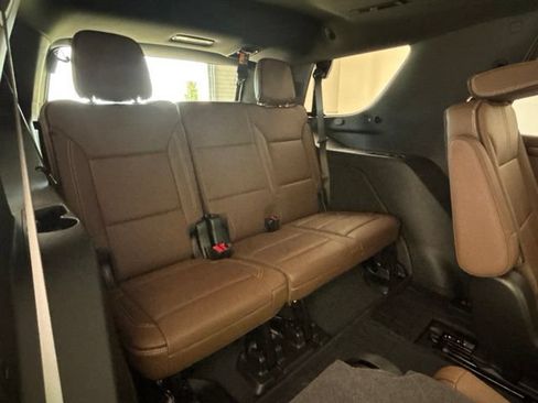 New 2026 Chevrolet Tahoe High Country w/ Sun And Tow Package AWD/4WD image 33