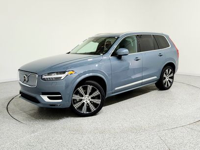 Used 2023 Volvo XC90 B6 Ultimate w/ Lounge Package