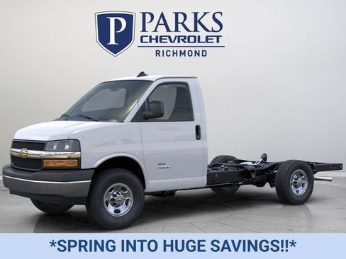 New 2025 Chevrolet Express 3500 w/ Power Convenience Package RWD image 2