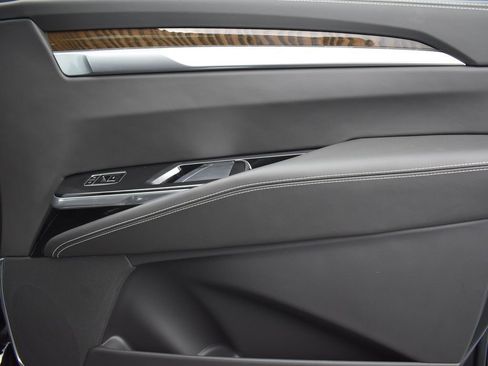 Certified 2026 Cadillac Escalade Platinum Sport w/ LPO, ONYX Package image 37