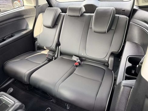 Certified 2026 Honda Odyssey Elite image 10