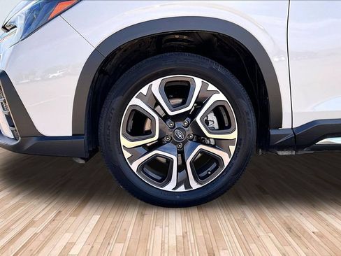 Used 2023 Subaru Ascent Limited w/ Technology Package AWD/4WD image 8