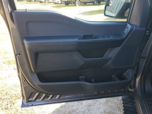 Used 2022 Ford F150 XL w/ STX Appearance Package image 9